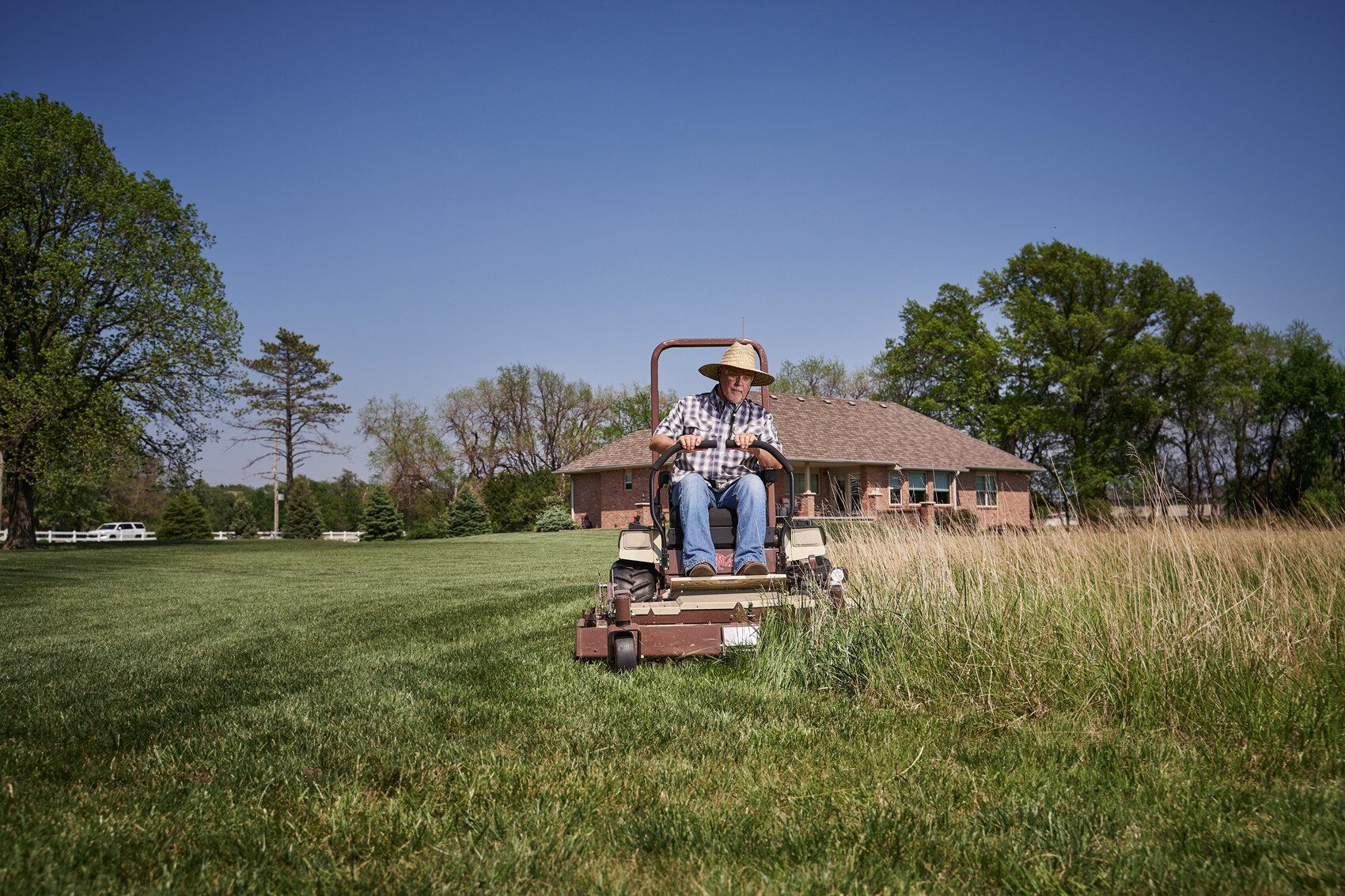 Everything you want to ask your neighbor about their Grasshopper mower but are afraid to ask