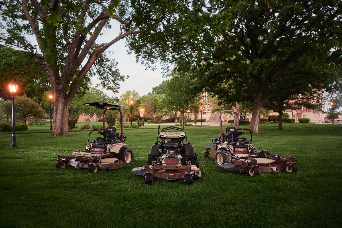 Seven factors to consider when buying a zero-turn mower